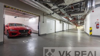 Prodej bytu 3+kk/L, sklep, garáž, OV, cca 120 m2 vč. příslušenství, luxusní lokalita