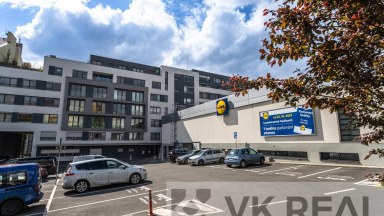 Prodej bytu 3+kk/L, sklep, garáž, OV, cca 120 m2 vč. příslušenství, luxusní lokalita