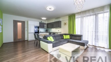 Prodej bytu 3+kk/L, sklep, garáž, OV, cca 120 m2 vč. příslušenství, luxusní lokalita