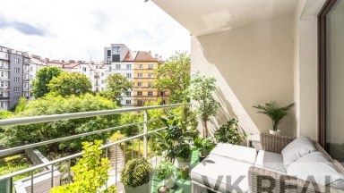 Prodej bytu 3+kk/L, sklep, garáž, OV, cca 120 m2 vč. příslušenství, luxusní lokalita