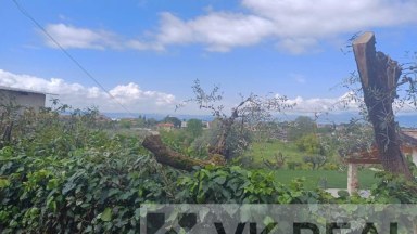 Prodej rustikálního domu v Lazise s výhledem na jezero Grada